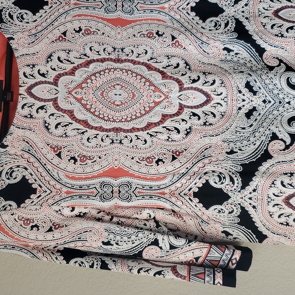 Dress - Picture 3 of 6